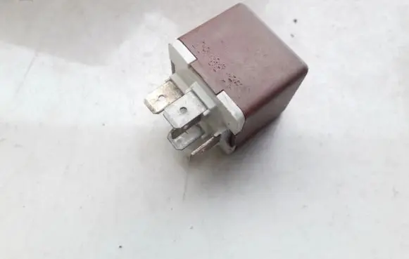 Renault Laguna I Other relay 12v2515a