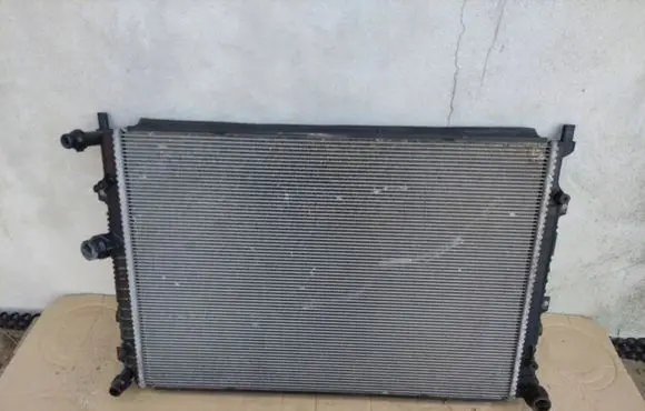 Volkswagen Caddy Coolant radiator