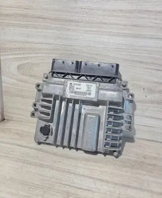 Chevrolet Orlando Engine control unit/module 25187592 28338455 96951477
