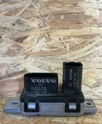 Volvo XC60 Glow plug pre-heat relay 31431776