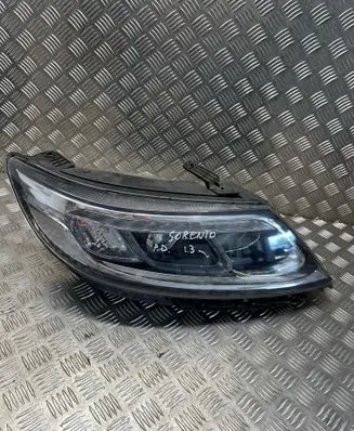 KIA Sorento Headlight/headlamp 921022P560 R009S56010Y R009G56010Y