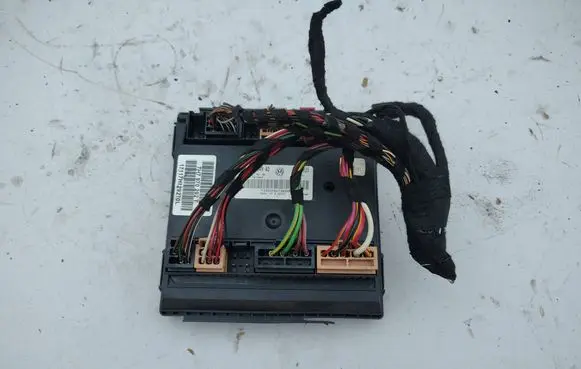 Volkswagen Transporter - Caravelle T5 Comfort/convenience module 7H0937049AD