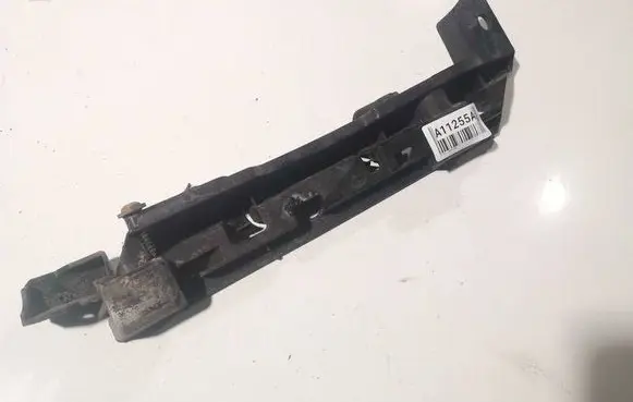 Renault Laguna III Front bumper mounting bracket 622200006R