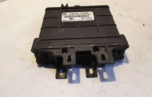 Volkswagen Golf IV Gearbox control unit/module 01M927733EQ 5DG00792103