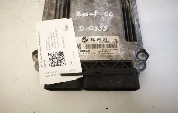 Volkswagen PASSAT B7 Engine control unit/module 03L907309