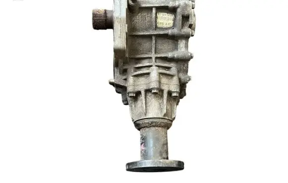 Gearbox transfer box case