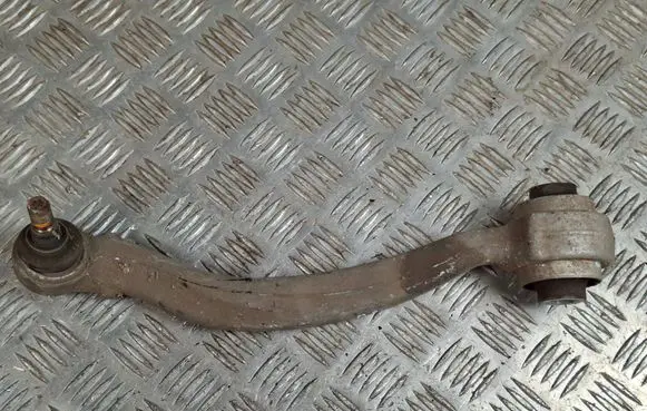 Mercedes-Benz C AMG W204 Front control arm A2043308811