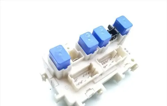Renault Koleos I Fuse module C1701JY00A