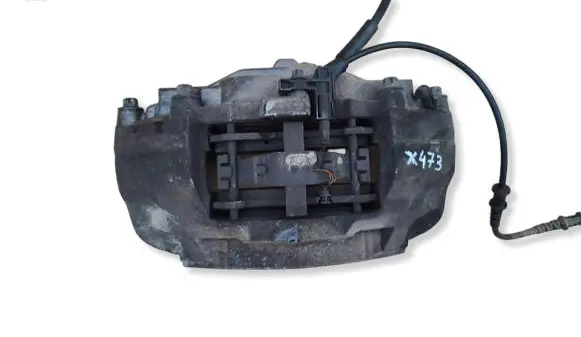 Mercedes-Benz C W205 Front brake caliper 