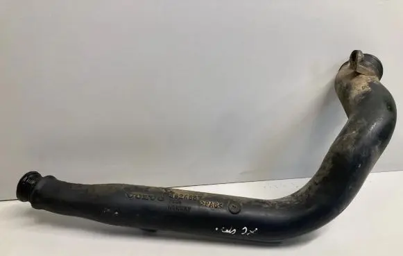 Volvo XC90 Intercooler hose/pipe 8624887
