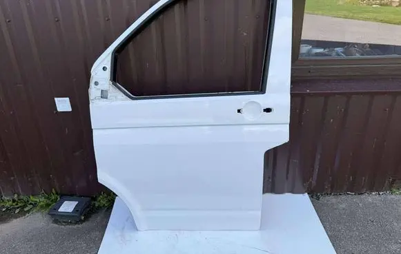 Volkswagen Transporter - Caravelle T6 Front door