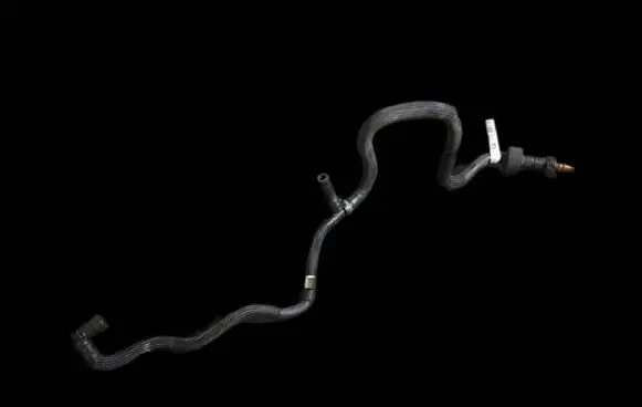 BMW 1 E82 E88 Fuel line pipe 1353780066902