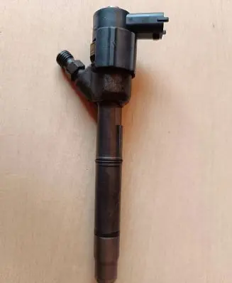 Hyundai ix35 Fuel injector 338002a800 0445110411