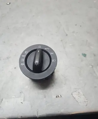 Light switch