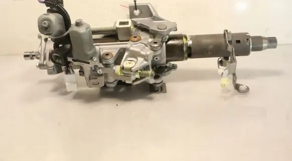 Steering wheel axle set
