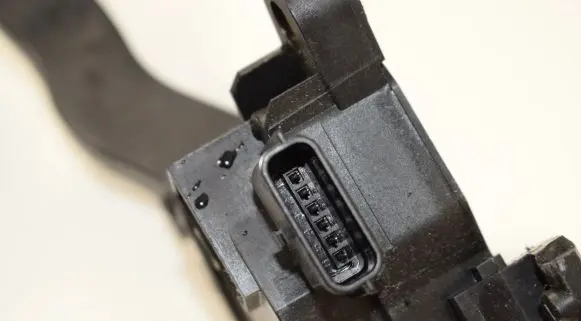 Nissan Note (E12) Accelerator throttle pedal 180021HMOB