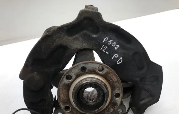 Peugeot 508 Front wheel hub