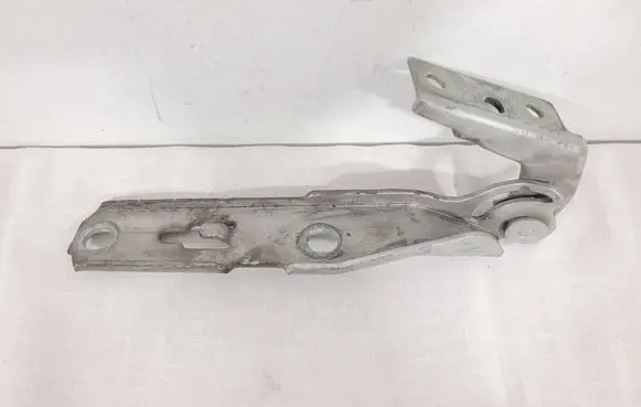 Audi A4 S4 B6 8E 8H Engine bonnet/hood hinges 8E0823301E