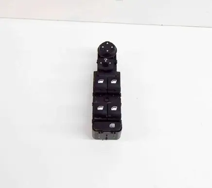 Peugeot 3008 II Electric window control switch 98248411ZD
