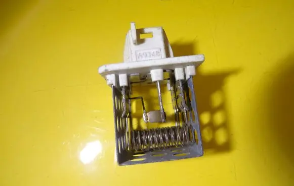 Peugeot 206 Heater blower motor/fan resistor A9348