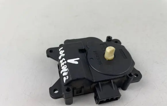 Subaru Legacy Air flap motor/actuator 063800-0161 0638000161