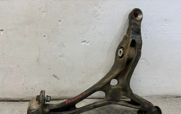 Mercedes-Benz ML W164 Rear wheel hub
