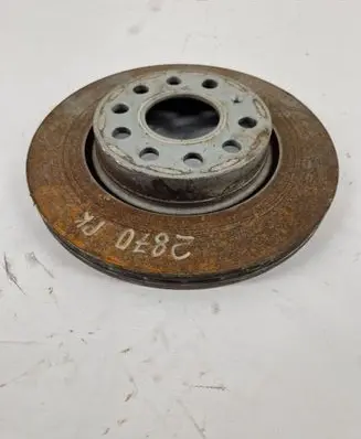 Volkswagen Golf V Front brake disc 