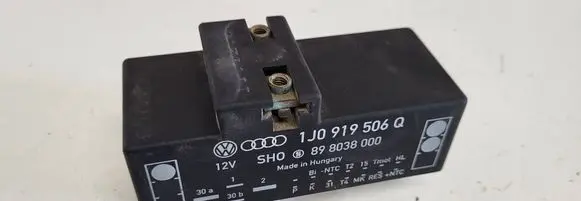 Volkswagen Golf IV Coolant fan relay 1J0919506Q 898038000