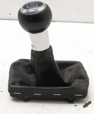 Audi A3 S3 8V Gear lever shifter trim leather/knob 925