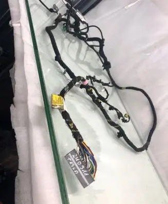 Tesla Model Y Seat wiring loom P148906016f