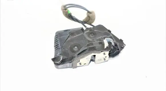 Toyota Yaris XP210 Front door lock 6 PIN 200818 PRAWY PRZÓD EUROPA