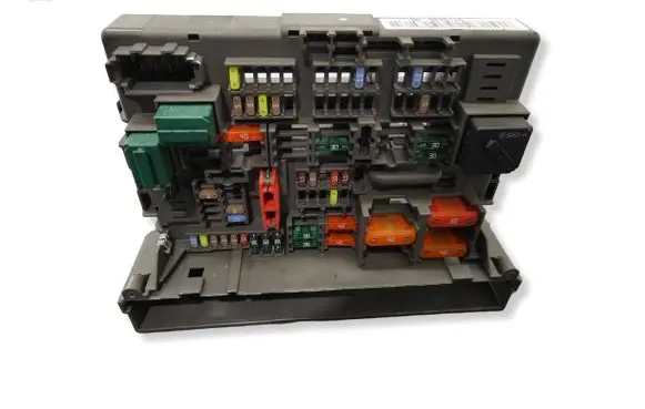 BMW X1 E84 Fuse module 9119446 90602601