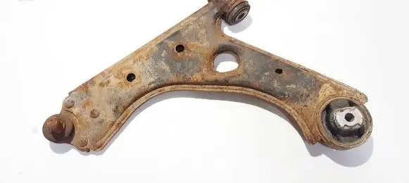 Fiat Punto (188) Front lower control arm/wishbone