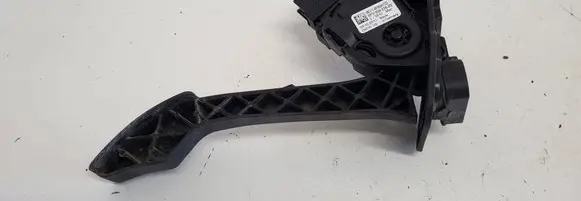 Ford Transit Accelerator throttle pedal 6C119F836CD C95YE03 6PV00923820