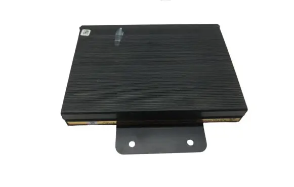 Mitsubishi Pajero Sound amplifier MR490702