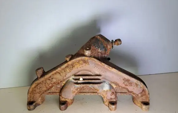 Audi 80 90 B2 Exhaust manifold 049129591