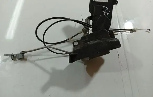 Mazda 6 Front door lock 
