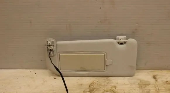 Peugeot 508 Sun visor