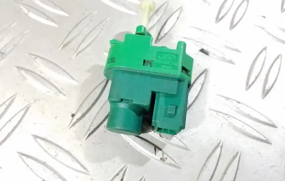 Brake pedal sensor switch