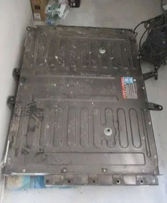 Ford Kuga III Hybrid / electric car battery 