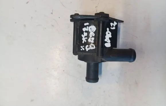 Volvo V60 Electric auxiliary coolant/water pump 31338211