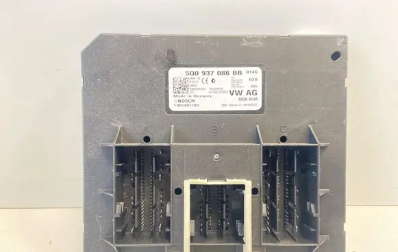 Volkswagen PASSAT B8 Comfort/convenience module 5Q0937086BB F005V01781