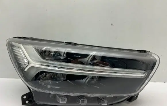 Volvo XC40 Headlight/headlamp
