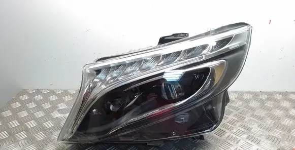 Mercedes-Benz Vito Viano W447 Front reflector A4479064600