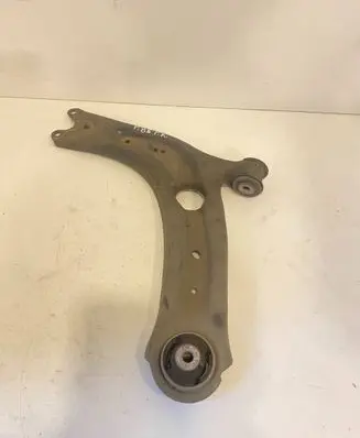 Volkswagen PASSAT B8 Front lower control arm/wishbone 3Q0407153B