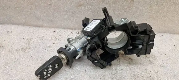 Opel Astra J Ignition lock 20939745 11050210393
