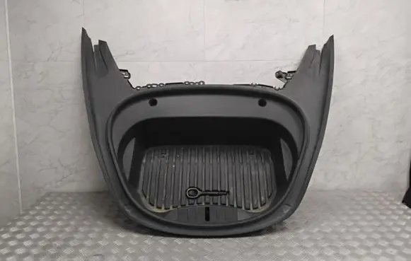 Tesla Model 3 Front trunk storage compartment 152673800B