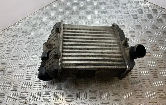 Audi A4 S4 B6 8E 8H Intercooler radiator
