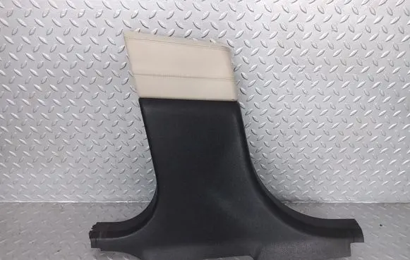 (B) pillar trim (bottom)