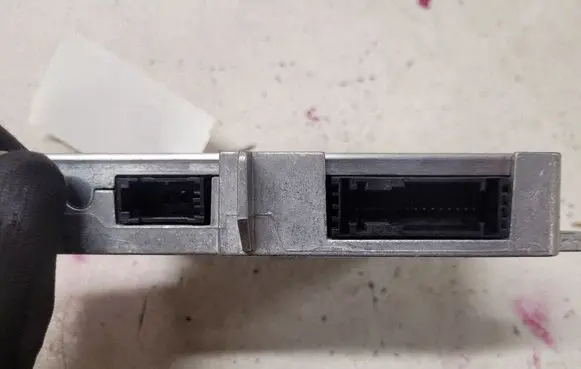 Mercedes-Benz E W211 Bluetooth control unit module A2118705526 UH06NN01CB